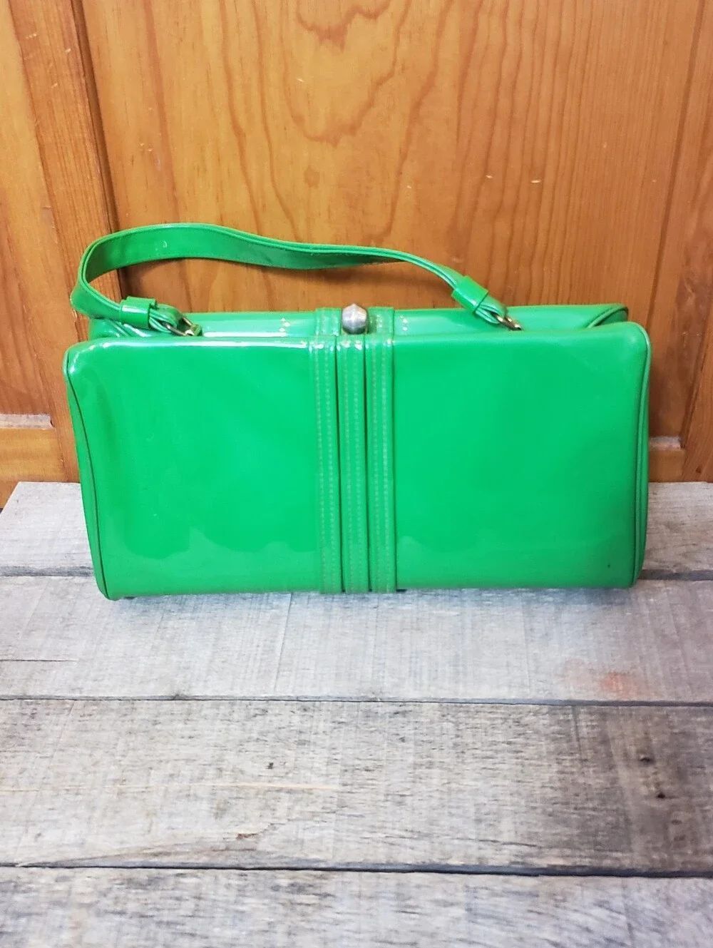 Vintage 60s Kelly Green Vinyl Handbag Mid Century Modern Purse